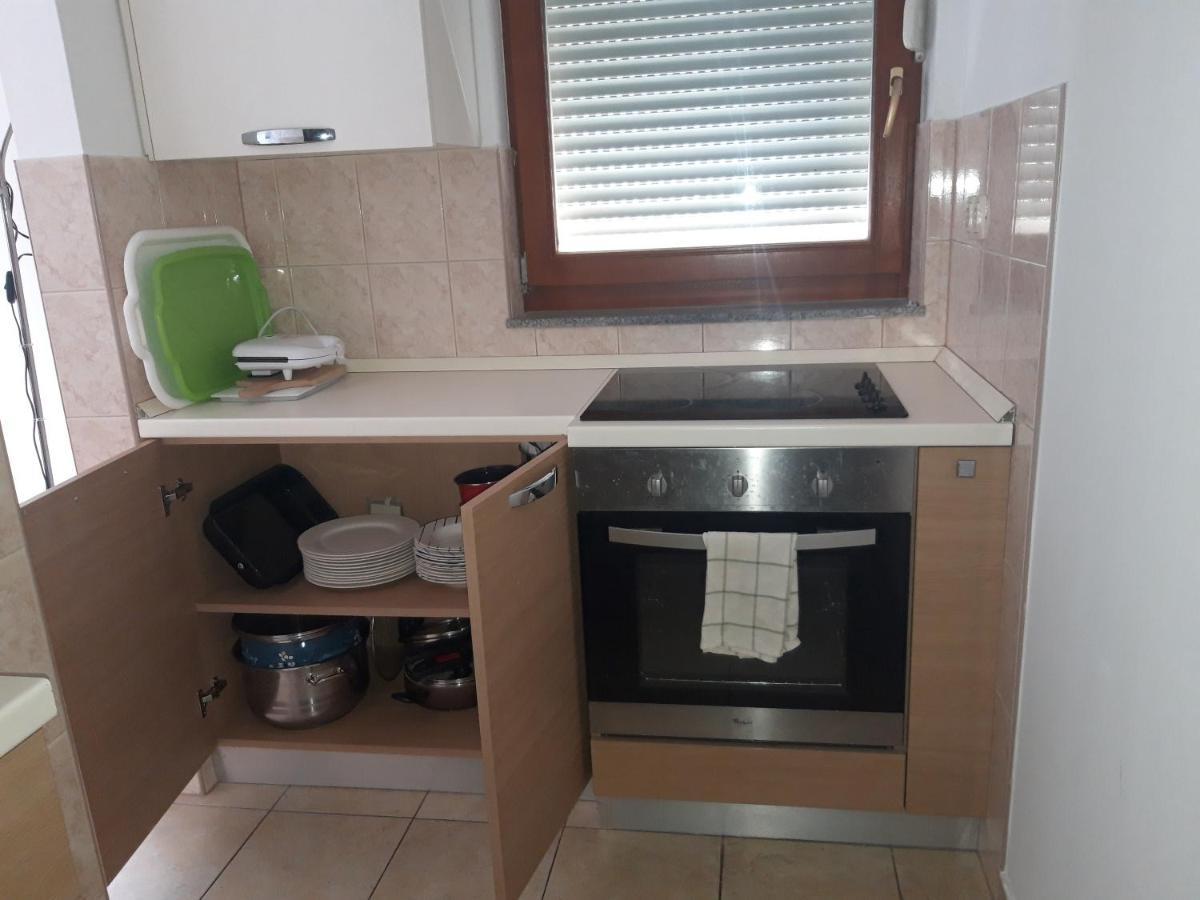 Marys Home Apartment Medugorje ภายนอก รูปภาพ